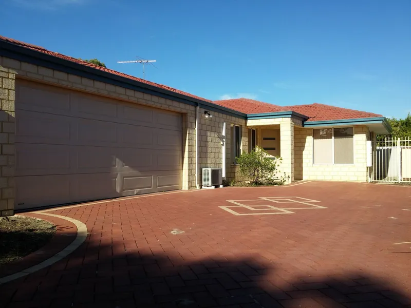 4 BEDROOM FAMILY HOME BELMONT