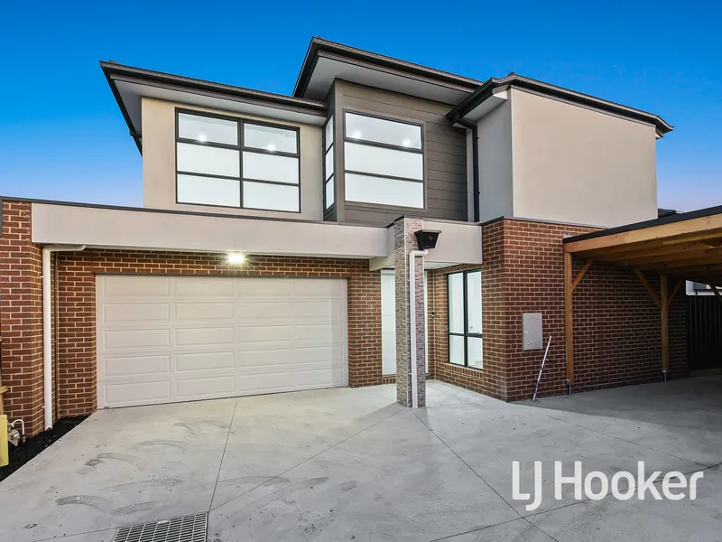 Modern new townhouse in a great location