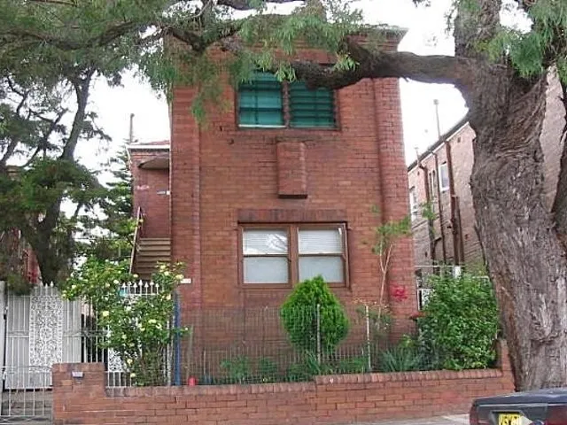 Bottom Floor 2 BEDROOM UNIT!