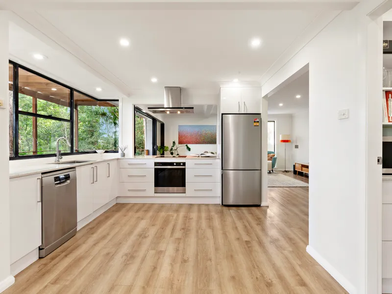 An Extraordinary Transformation on a Large Family Home