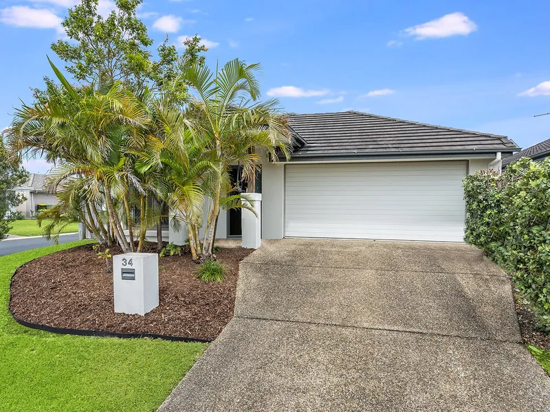 4 Bedroom Family Home with Side Access