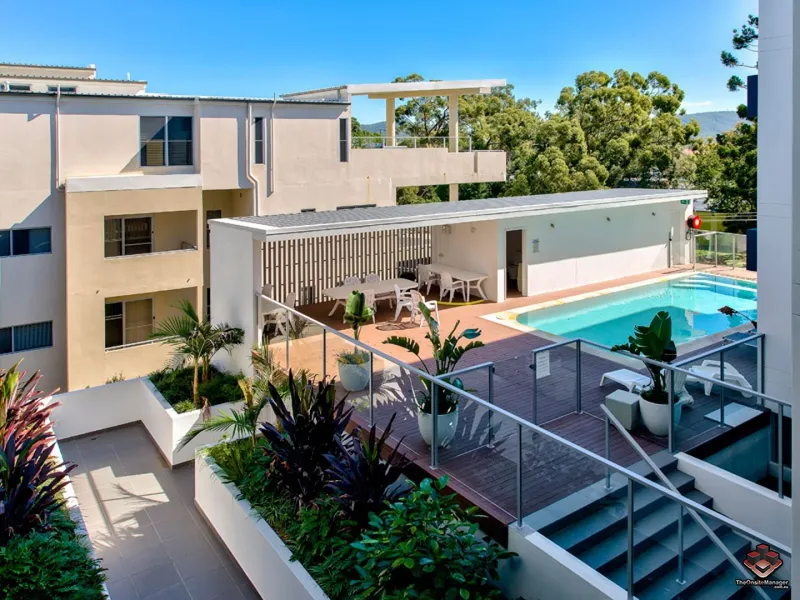 Corner unit with mountain and pool view