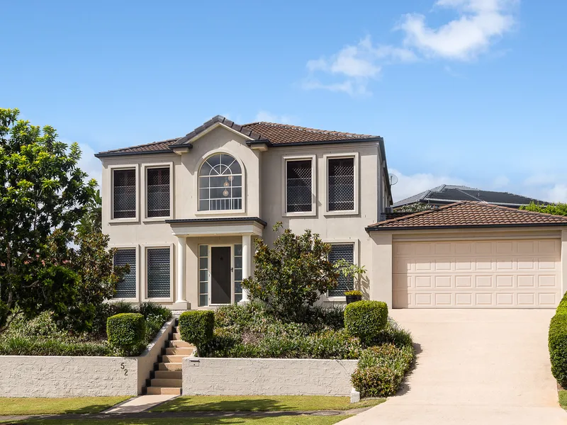 GRAND FAMILY ENTERTAINER 