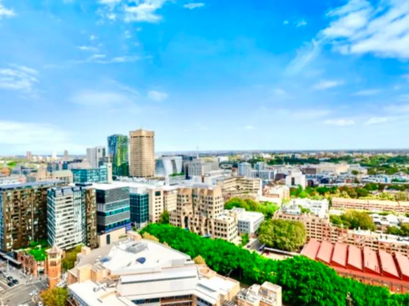 High level 1 Bed 1 Bath 1 car space apartment with fantastic city views.please contact Patty on 0402315096 for more details