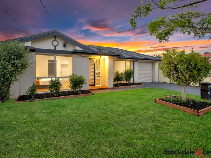ELEGANT IN STYLE & CLASS STIPULATES THIS SPARKLING GEM IN PRISTINE LOCATION