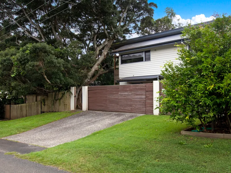 Centrally Located Studio- Small Pet Considered