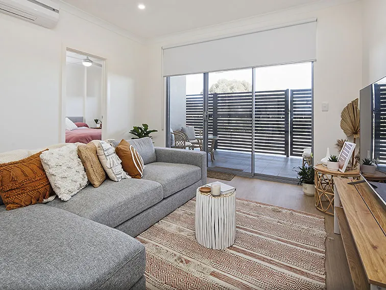 Wetlands & Walking Trails - What a lifestyle!