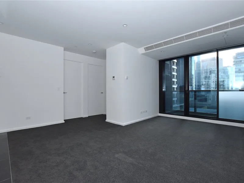 Modern and Comfortable Two Bedroom Apartment in Southbank Place!