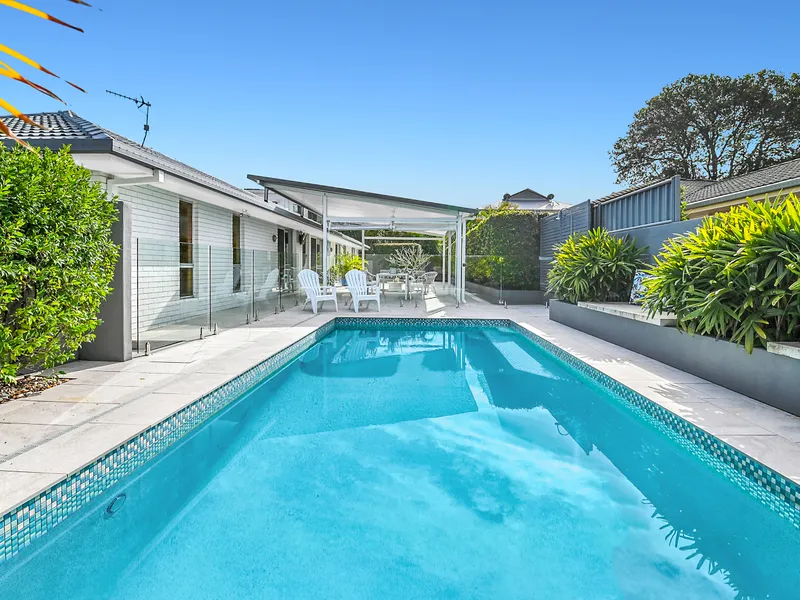 Luxuriously Coastal - Prime Location - North Facing Res B Land