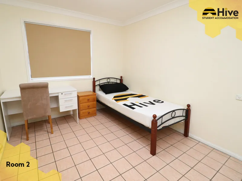 FINAL ROOM - Fully Furnished Student Accommodation - Walk to QUT! 