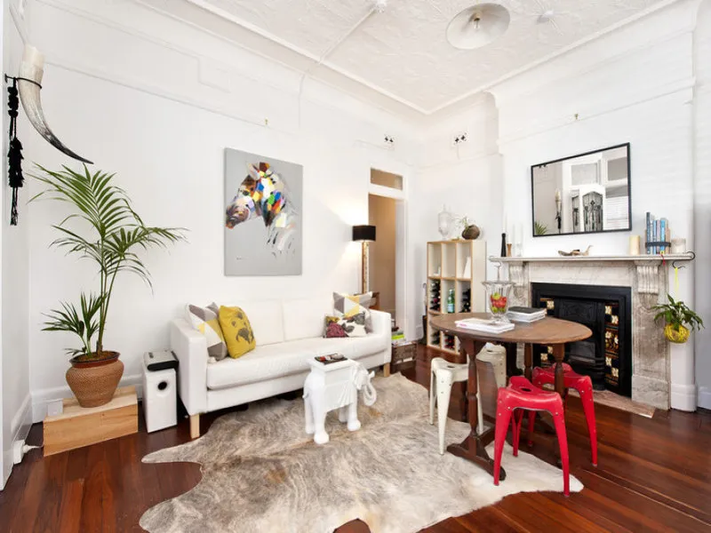 Modern Art Deco Apartment