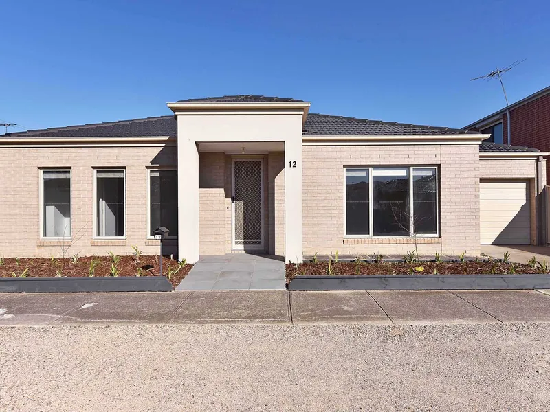 Designer Quality, With Easy-Living Surrounds