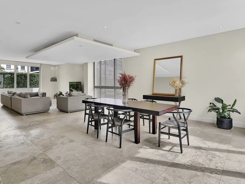 Chic Paddington retreat with harbour views