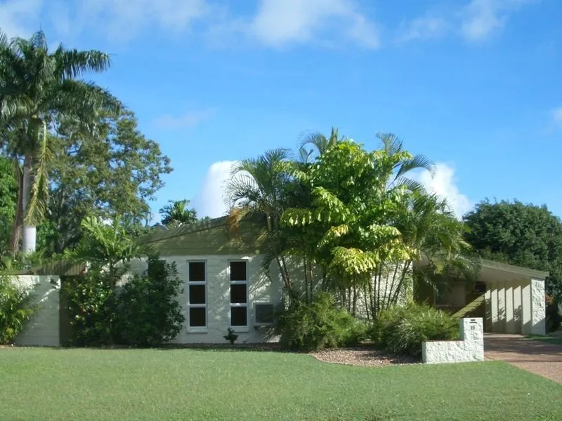 Unique Gem - Stunning Feature.