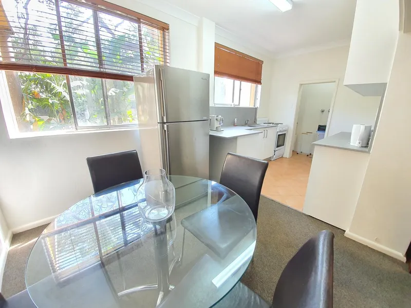 BEAUTIFULLY PRESENTED RENOVATED ONE BEDROOM APARTMENT IN BONDI