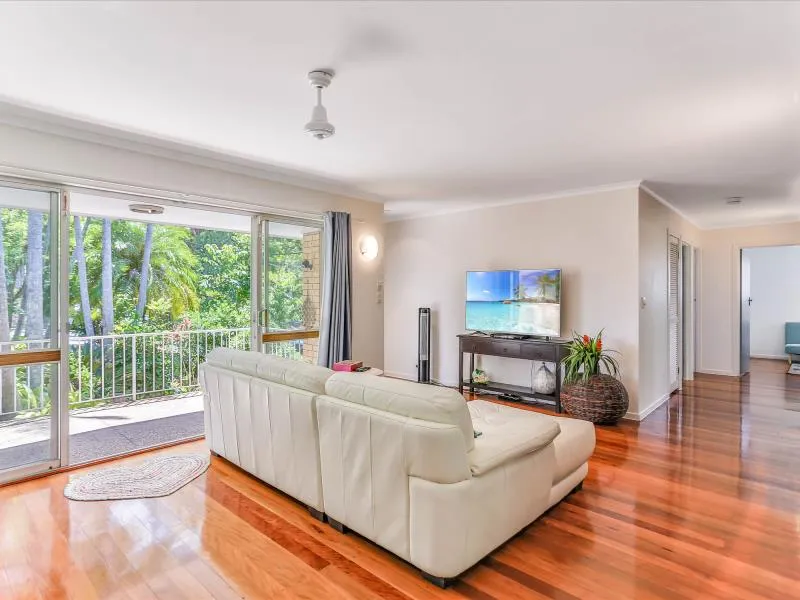 Central 3 Bed Home on quiet street.  TSS Precinct.
