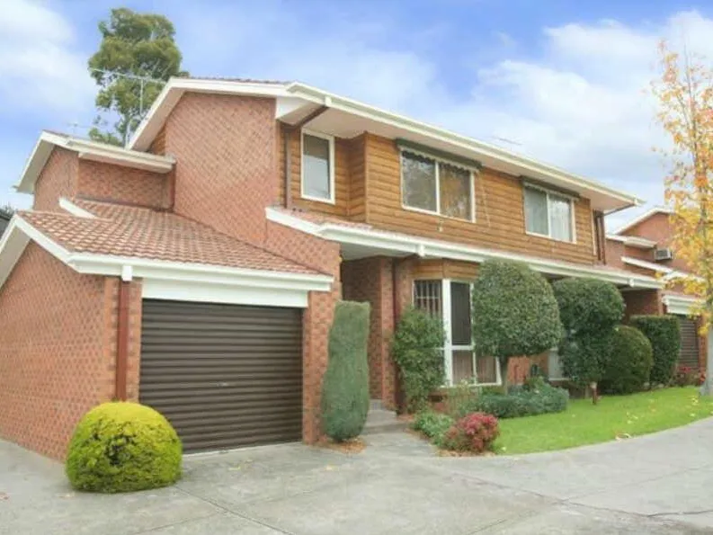 Beautiful Townhouse in the Heart of Templestowe Lower