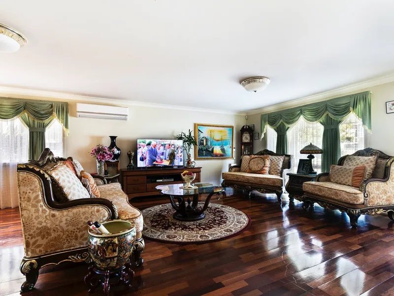 Immaculate, generous family home 