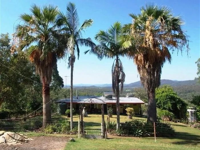 Live and Love an Off-the-Grid Lifestyle in Stunning Hillside Surrounds