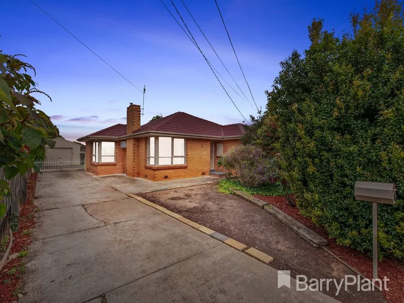 Walk to Werribee CBD and train station from your massive 776 sqm (approx.) allotment!
