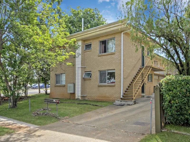 Convenient and Spacious Ground Level Unit