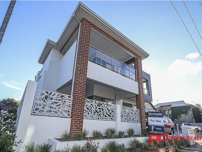 Luxury Living in Maylands! This is the One!
