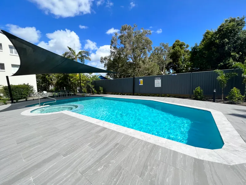 Beautifully Appointed Paradise Grove Apartment