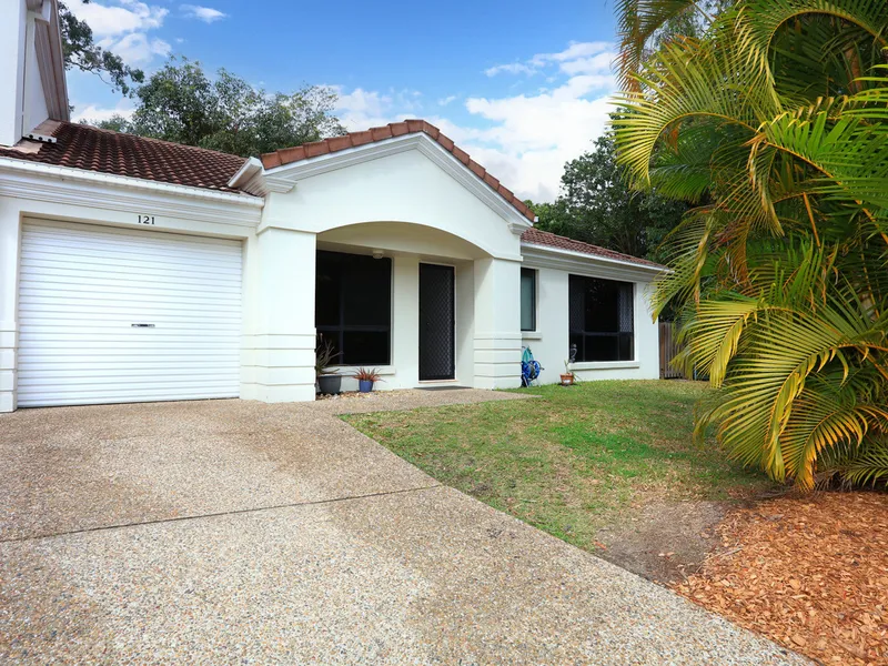 Easy Care, Easy Life Awaits in Merrimac