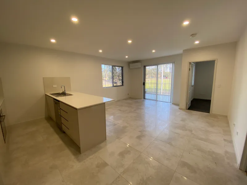 3 Bedroom & 2 Car Spaces