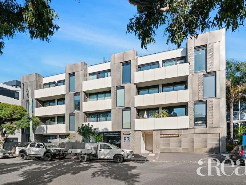 Superb 1 Bedroom Apartment plus Perfect Location!