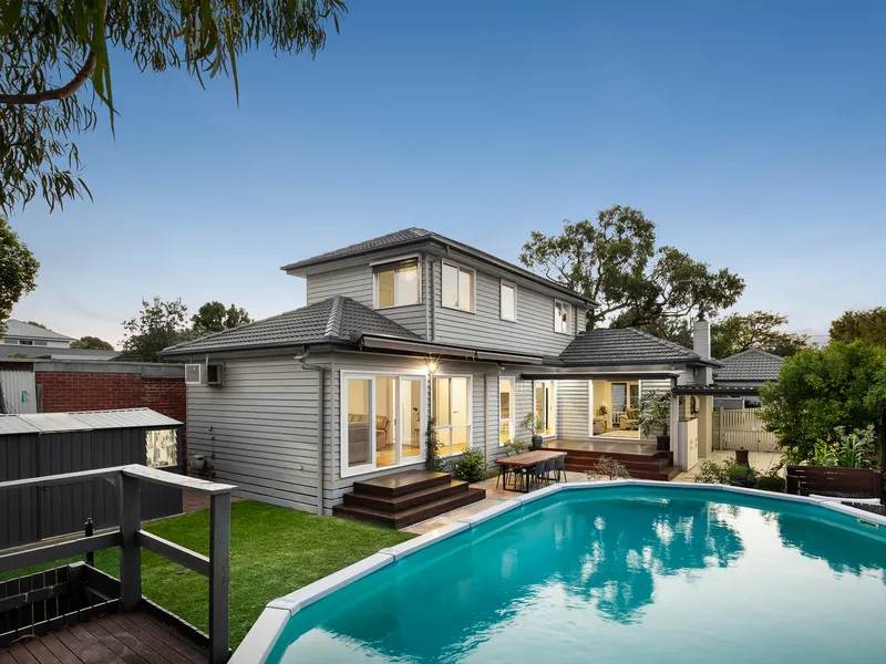 Sun-filled Family Living Amongst Gorgeous Gardens
