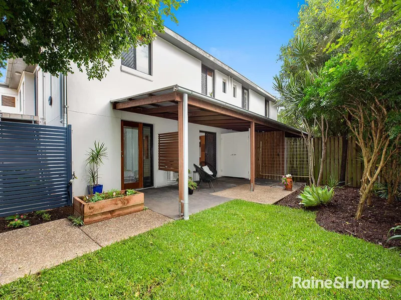 A Private Oasis in the heart of Toowong!