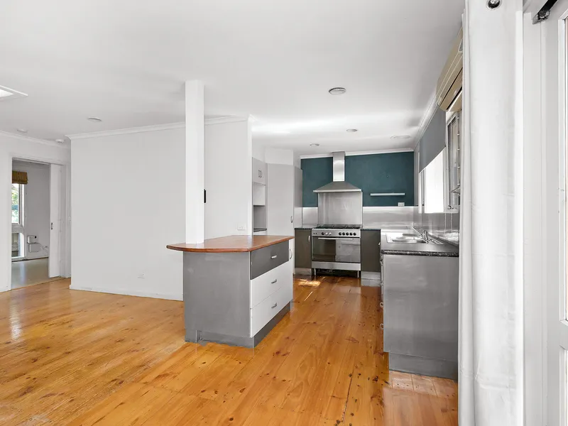 4 Bedroom Lakewood Beauty!
