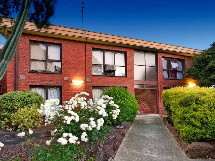 GROUND FLOOR 2 BEDROOM UNIT