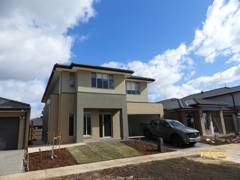 Brandnew Home In Heart of Truganina