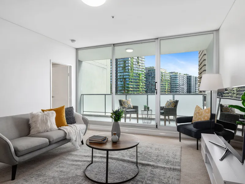 Oversized apartment in the city