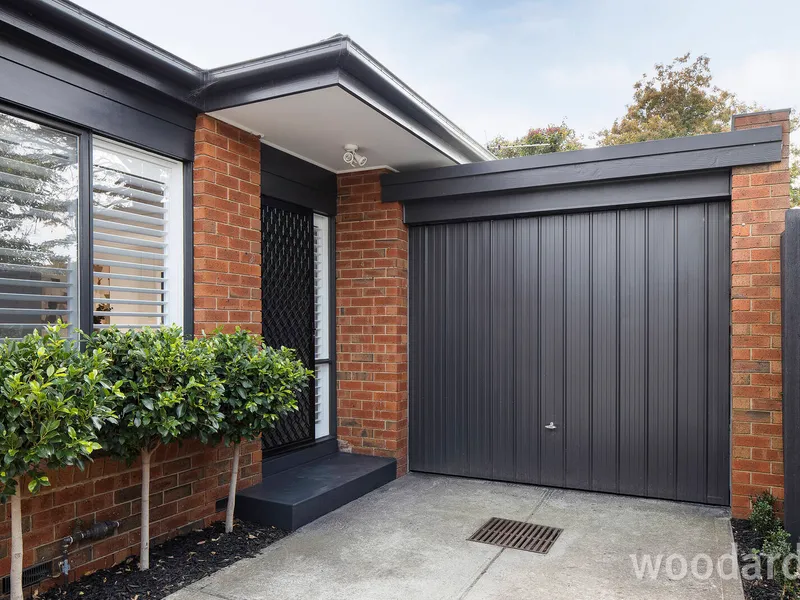 Stunning single-level retreat with courtyard allure