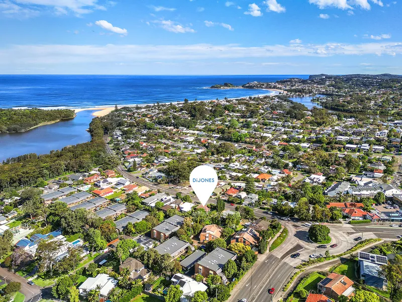 Character Filled Beachside Cottage Wamberal