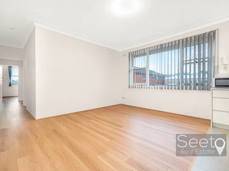 Fully and Newly Renovated With Lock-Up Garage, Just a 3-Minute Walk to Station and Shops!