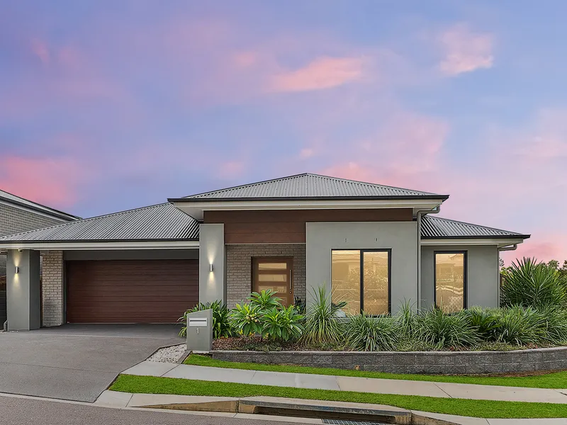 Immaculate and exceptional family abode 