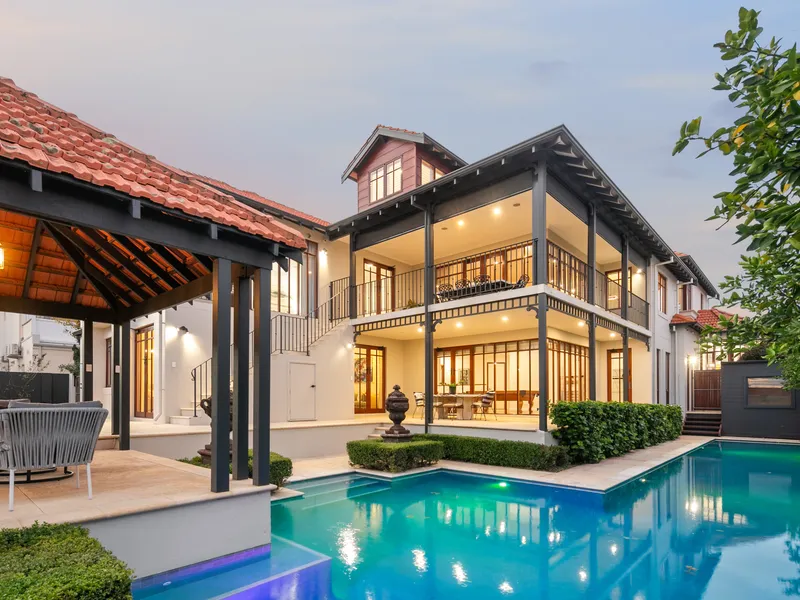 Contemporary grandeur with panoramic vistas