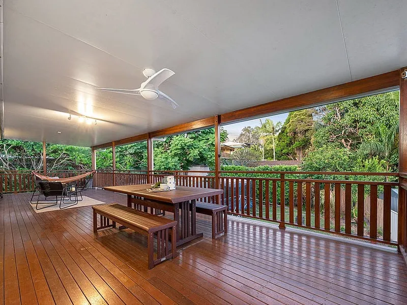 High Set Family Home in Superb Lifestyle Location - Dual Living Option!