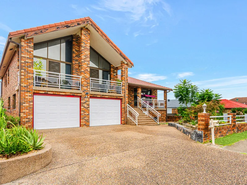 A HUGE DOUBLE BRICK HOME IN A GREAT LOCATION