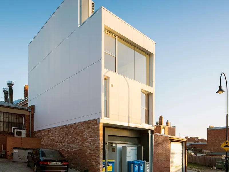 Luxury And Style In The Heart Of Prestigious Ivanhoe