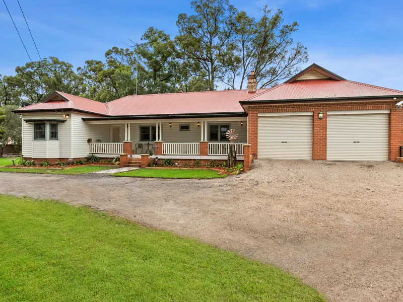 2.5 acres | Large Family Home | Studio