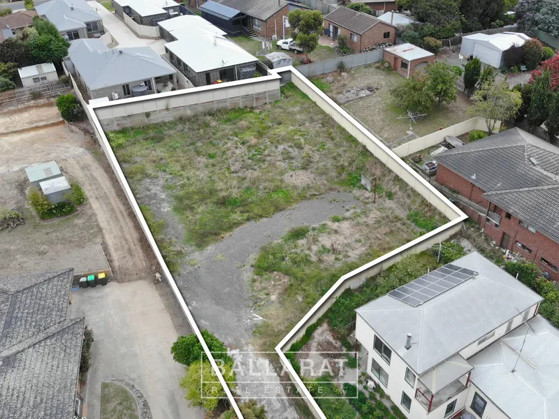 LARGE ELEVATED TITLED BLOCK READY TO BUILD.