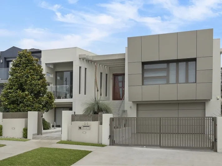 THE DREAM HOME