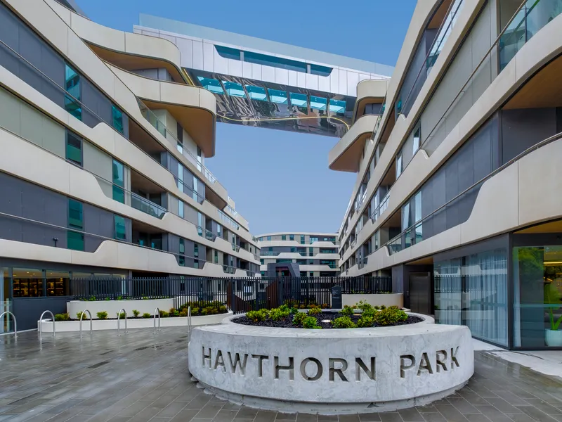 1 Bed, 1 Bath, 1 Carpark, For Rent, Burwood Road, Hawthorn East