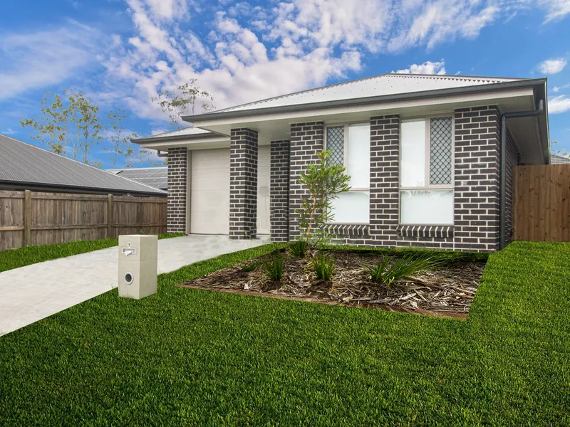 Family Home in Flagstone Estate