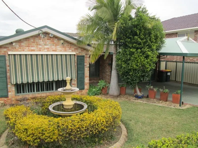 SPACIOUS FAMILY HOME!!